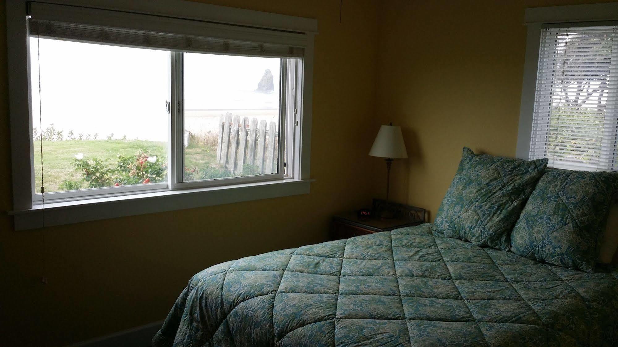 Sea Sprite At Haystack Rock Hotel Cannon Beach Ngoại thất bức ảnh